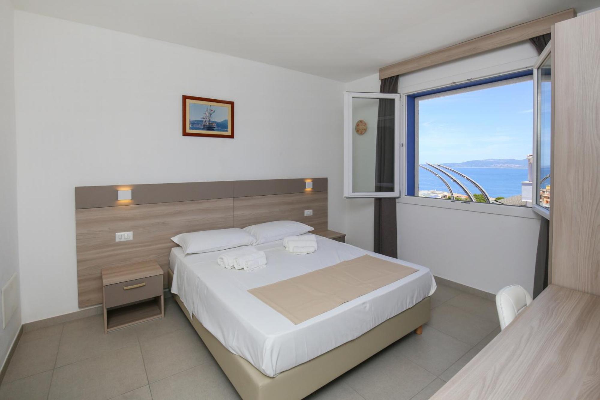 The Square Castelsardo Hotel Exterior foto