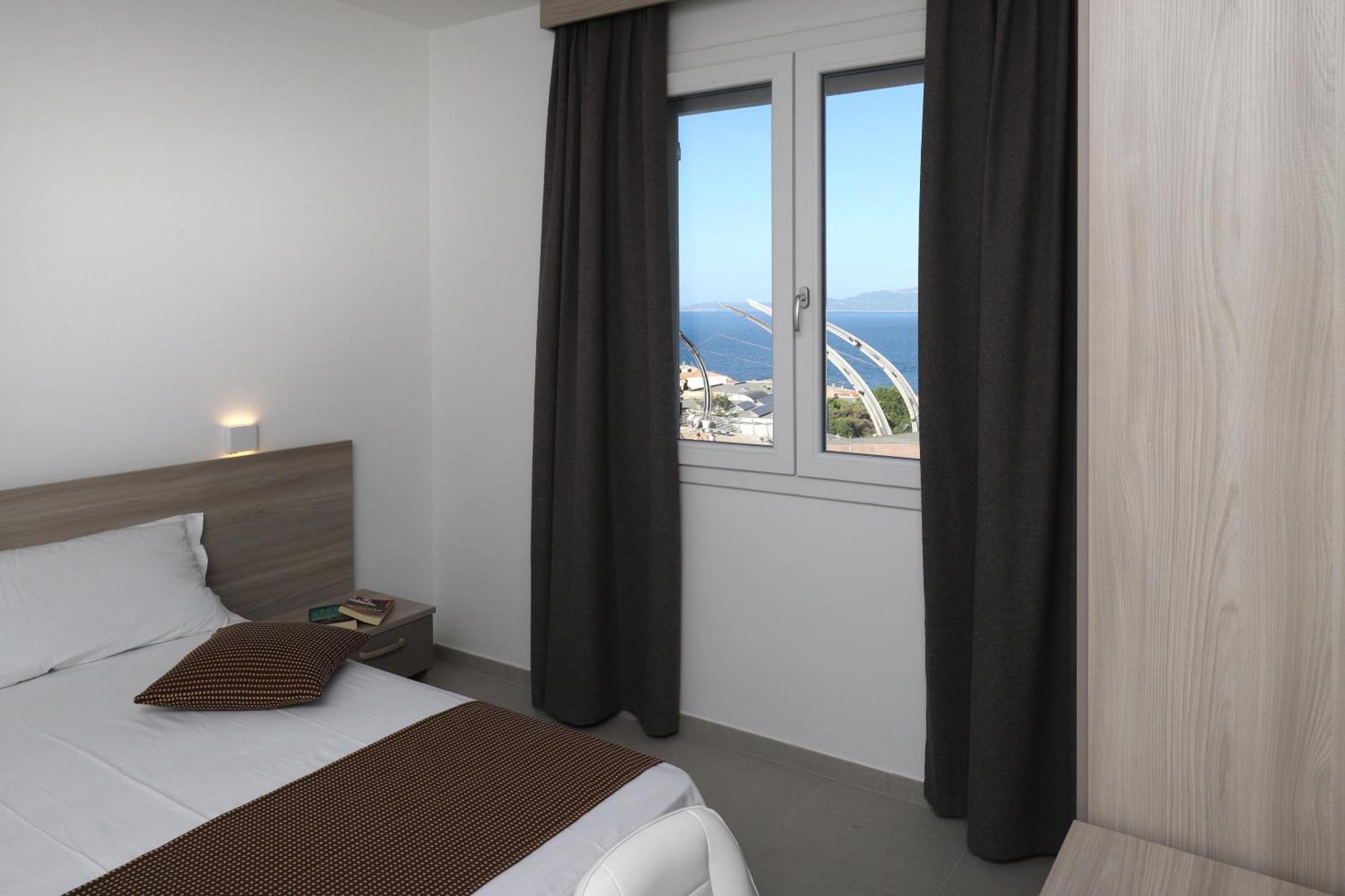 The Square Castelsardo Hotel Exterior foto